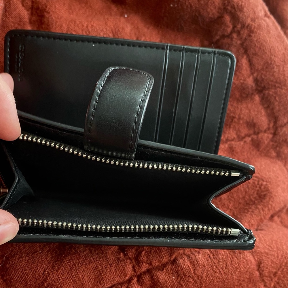 Coach Wallet - Picture 6 of 6